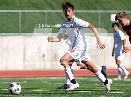 Thumbnail 1 in Regis Jesuit vs Legend photogallery.