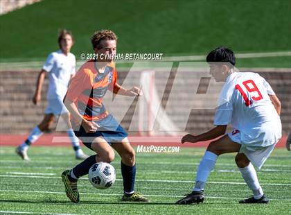Thumbnail 1 in Regis Jesuit vs Legend photogallery.