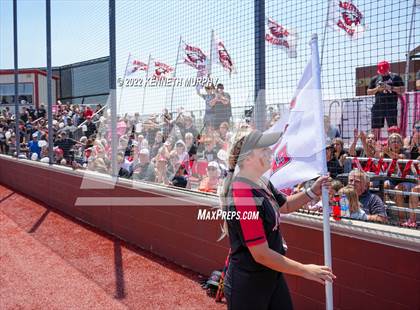 Thumbnail 3 in Iowa Park vs Argyle (UIL 4A Region I Regional Final) photogallery.