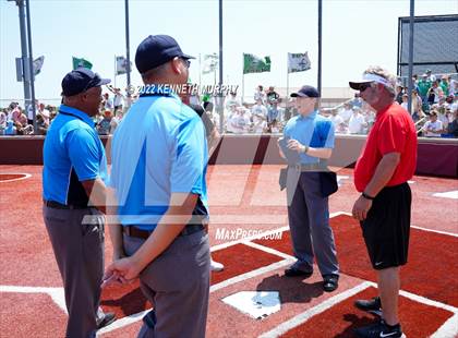 Thumbnail 1 in Iowa Park vs Argyle (UIL 4A Region I Regional Final) photogallery.