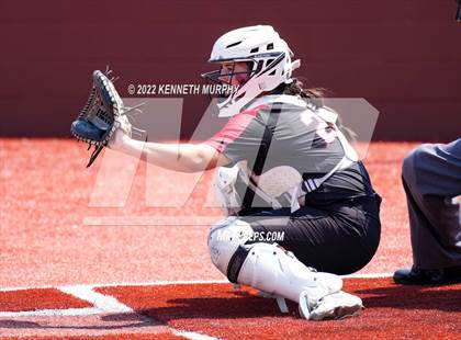Thumbnail 2 in Iowa Park vs Argyle (UIL 4A Region I Regional Final) photogallery.