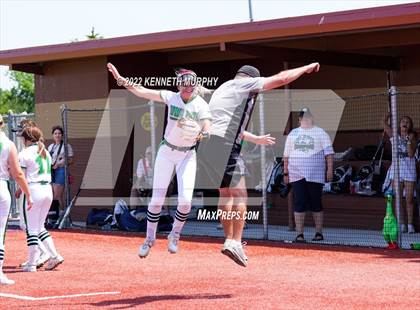 Thumbnail 2 in Iowa Park vs Argyle (UIL 4A Region I Regional Final) photogallery.