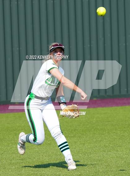 Thumbnail 2 in Iowa Park vs Argyle (UIL 4A Region I Regional Final) photogallery.