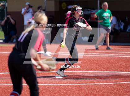 Thumbnail 2 in Iowa Park vs Argyle (UIL 4A Region I Regional Final) photogallery.