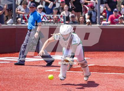 Thumbnail 3 in Iowa Park vs Argyle (UIL 4A Region I Regional Final) photogallery.