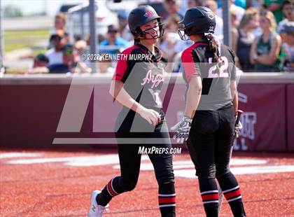 Thumbnail 1 in Iowa Park vs Argyle (UIL 4A Region I Regional Final) photogallery.