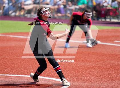 Thumbnail 3 in Iowa Park vs Argyle (UIL 4A Region I Regional Final) photogallery.