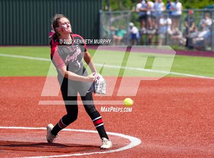 Thumbnail 2 in Iowa Park vs Argyle (UIL 4A Region I Regional Final) photogallery.