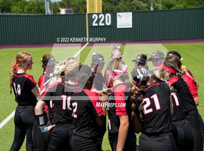 Thumbnail 3 in Iowa Park vs Argyle (UIL 4A Region I Regional Final) photogallery.