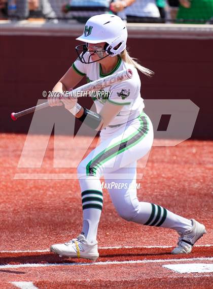 Thumbnail 3 in Iowa Park vs Argyle (UIL 4A Region I Regional Final) photogallery.