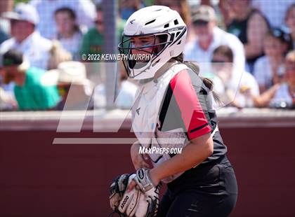 Thumbnail 2 in Iowa Park vs Argyle (UIL 4A Region I Regional Final) photogallery.