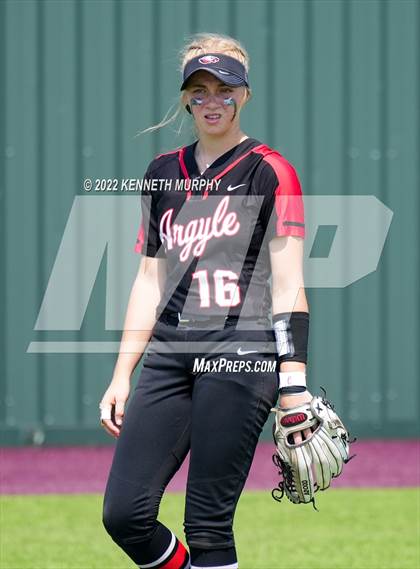 Thumbnail 2 in Iowa Park vs Argyle (UIL 4A Region I Regional Final) photogallery.