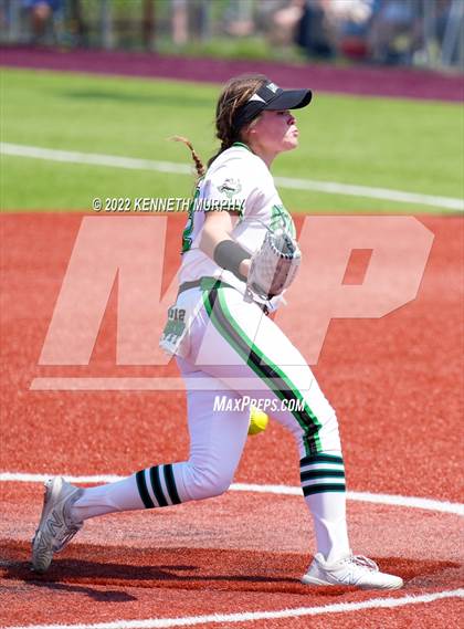Thumbnail 3 in Iowa Park vs Argyle (UIL 4A Region I Regional Final) photogallery.