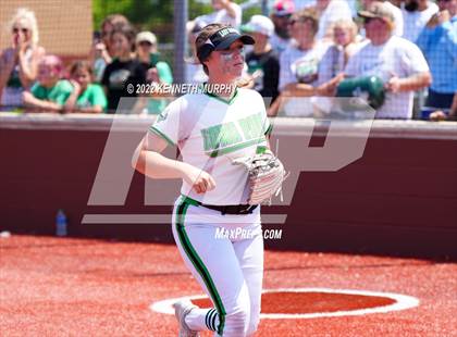 Thumbnail 3 in Iowa Park vs Argyle (UIL 4A Region I Regional Final) photogallery.