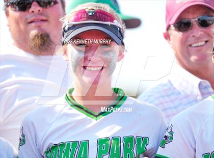 Thumbnail 1 in Iowa Park vs Argyle (UIL 4A Region I Regional Final) photogallery.