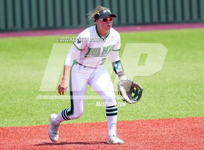 Thumbnail 1 in Iowa Park vs Argyle (UIL 4A Region I Regional Final) photogallery.