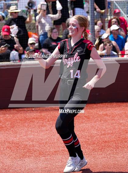 Thumbnail 1 in Iowa Park vs Argyle (UIL 4A Region I Regional Final) photogallery.