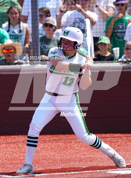 Thumbnail 3 in Iowa Park vs Argyle (UIL 4A Region I Regional Final) photogallery.