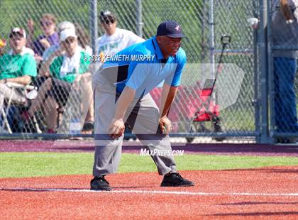 Thumbnail 2 in Iowa Park vs Argyle (UIL 4A Region I Regional Final) photogallery.