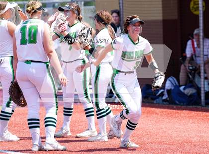 Thumbnail 3 in Iowa Park vs Argyle (UIL 4A Region I Regional Final) photogallery.