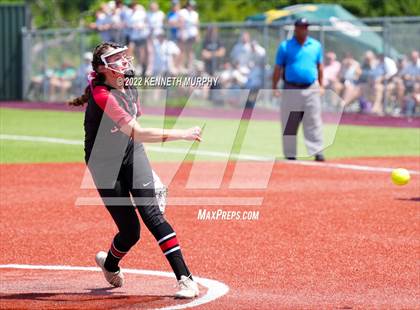 Thumbnail 3 in Iowa Park vs Argyle (UIL 4A Region I Regional Final) photogallery.