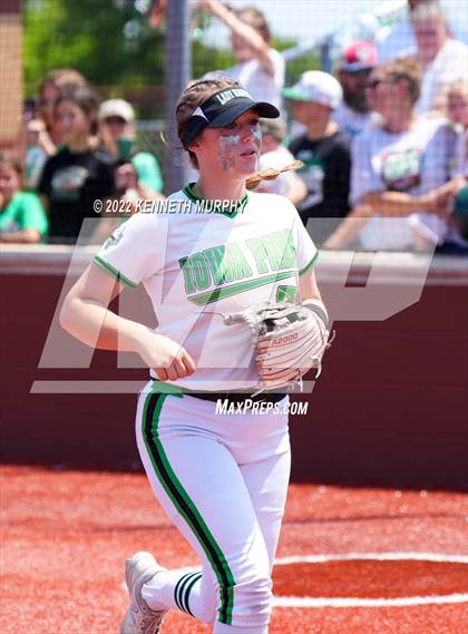 Thumbnail 2 in Iowa Park vs Argyle (UIL 4A Region I Regional Final) photogallery.