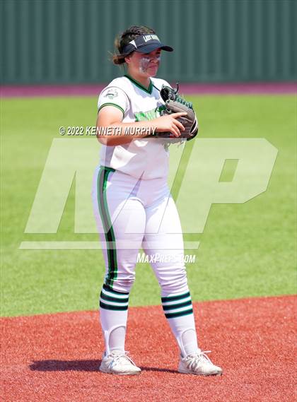 Thumbnail 3 in Iowa Park vs Argyle (UIL 4A Region I Regional Final) photogallery.