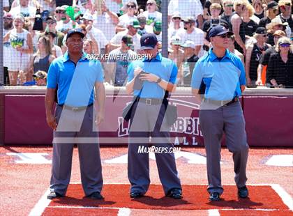 Thumbnail 1 in Iowa Park vs Argyle (UIL 4A Region I Regional Final) photogallery.