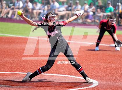 Thumbnail 2 in Iowa Park vs Argyle (UIL 4A Region I Regional Final) photogallery.