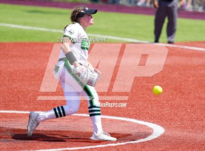 Thumbnail 1 in Iowa Park vs Argyle (UIL 4A Region I Regional Final) photogallery.