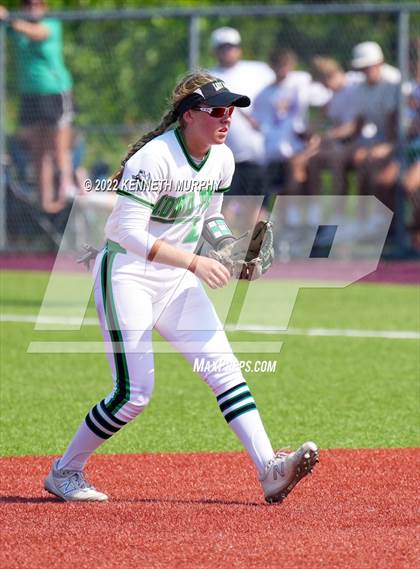 Thumbnail 3 in Iowa Park vs Argyle (UIL 4A Region I Regional Final) photogallery.