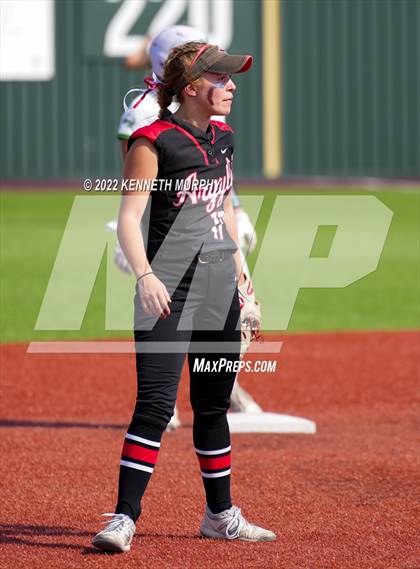 Thumbnail 1 in Iowa Park vs Argyle (UIL 4A Region I Regional Final) photogallery.