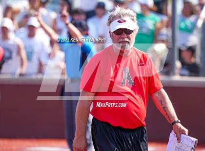 Thumbnail 3 in Iowa Park vs Argyle (UIL 4A Region I Regional Final) photogallery.