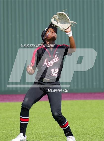 Thumbnail 2 in Iowa Park vs Argyle (UIL 4A Region I Regional Final) photogallery.