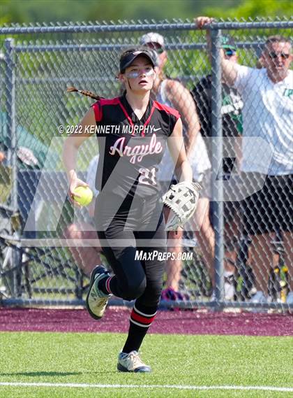 Thumbnail 2 in Iowa Park vs Argyle (UIL 4A Region I Regional Final) photogallery.