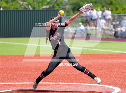 Thumbnail 1 in Iowa Park vs Argyle (UIL 4A Region I Regional Final) photogallery.