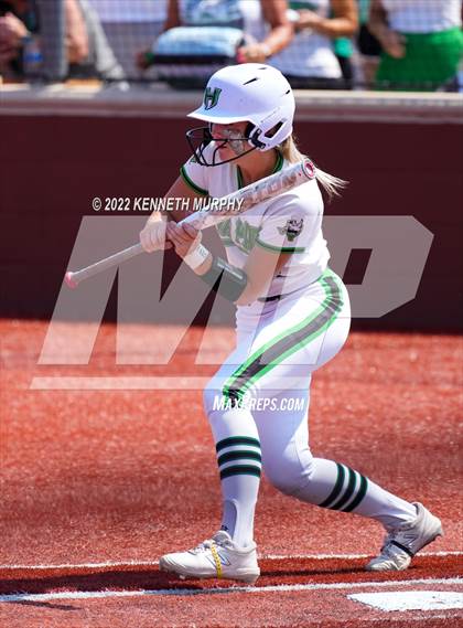 Thumbnail 2 in Iowa Park vs Argyle (UIL 4A Region I Regional Final) photogallery.