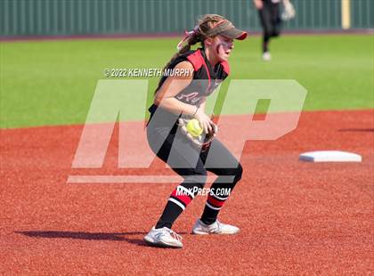 Thumbnail 1 in Iowa Park vs Argyle (UIL 4A Region I Regional Final) photogallery.