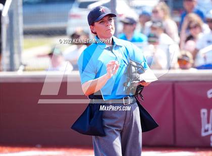 Thumbnail 1 in Iowa Park vs Argyle (UIL 4A Region I Regional Final) photogallery.