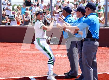 Thumbnail 3 in Iowa Park vs Argyle (UIL 4A Region I Regional Final) photogallery.