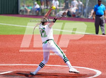 Thumbnail 1 in Iowa Park vs Argyle (UIL 4A Region I Regional Final) photogallery.