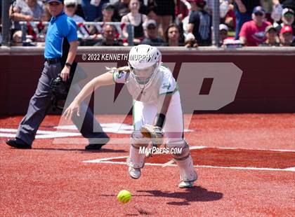 Thumbnail 2 in Iowa Park vs Argyle (UIL 4A Region I Regional Final) photogallery.
