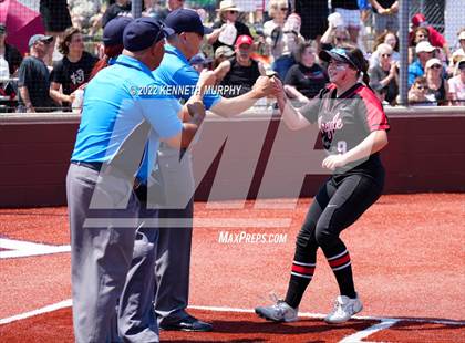 Thumbnail 1 in Iowa Park vs Argyle (UIL 4A Region I Regional Final) photogallery.
