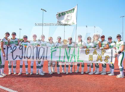 Thumbnail 2 in Iowa Park vs Argyle (UIL 4A Region I Regional Final) photogallery.