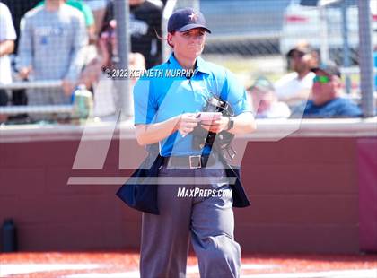 Thumbnail 2 in Iowa Park vs Argyle (UIL 4A Region I Regional Final) photogallery.