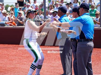 Thumbnail 3 in Iowa Park vs Argyle (UIL 4A Region I Regional Final) photogallery.