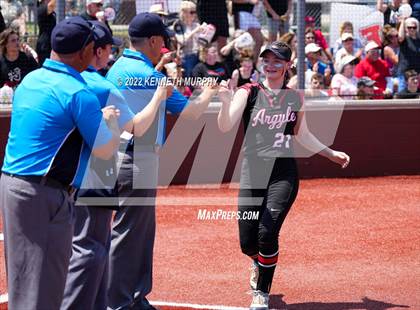 Thumbnail 3 in Iowa Park vs Argyle (UIL 4A Region I Regional Final) photogallery.