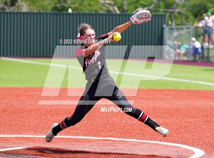 Thumbnail 3 in Iowa Park vs Argyle (UIL 4A Region I Regional Final) photogallery.