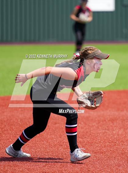 Thumbnail 1 in Iowa Park vs Argyle (UIL 4A Region I Regional Final) photogallery.