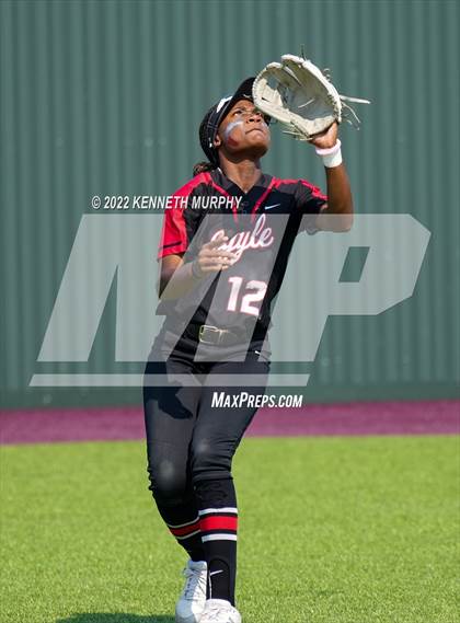 Thumbnail 1 in Iowa Park vs Argyle (UIL 4A Region I Regional Final) photogallery.
